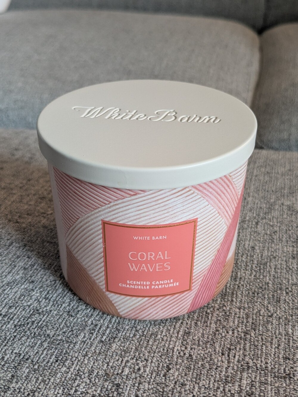White Barn/Bath & Body Works Coral Waves 3 Wick Scented Candle